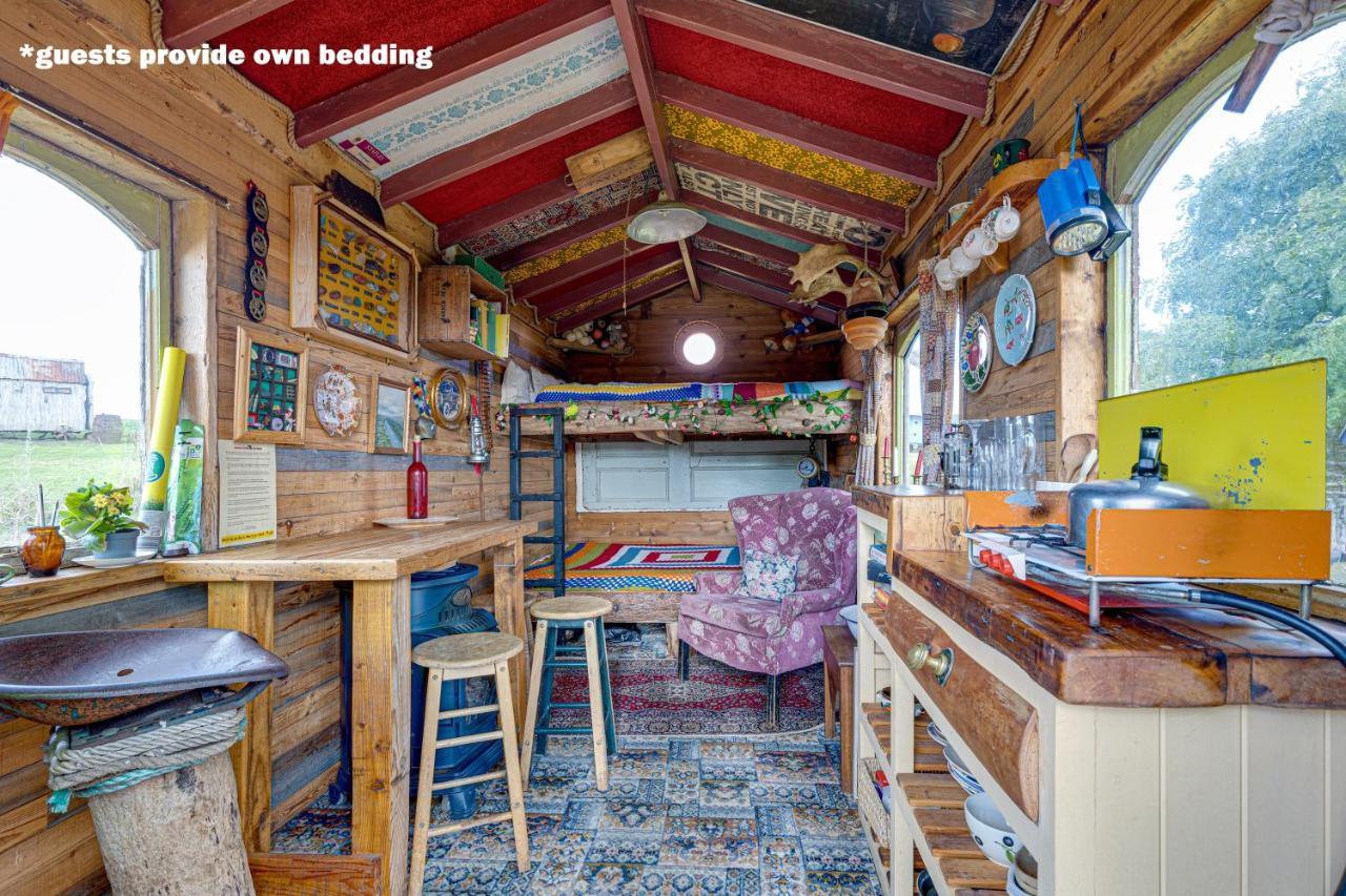 2 X Double Bed Glamping Wagon In Dalby Forest Scarborough Exteriér fotografie